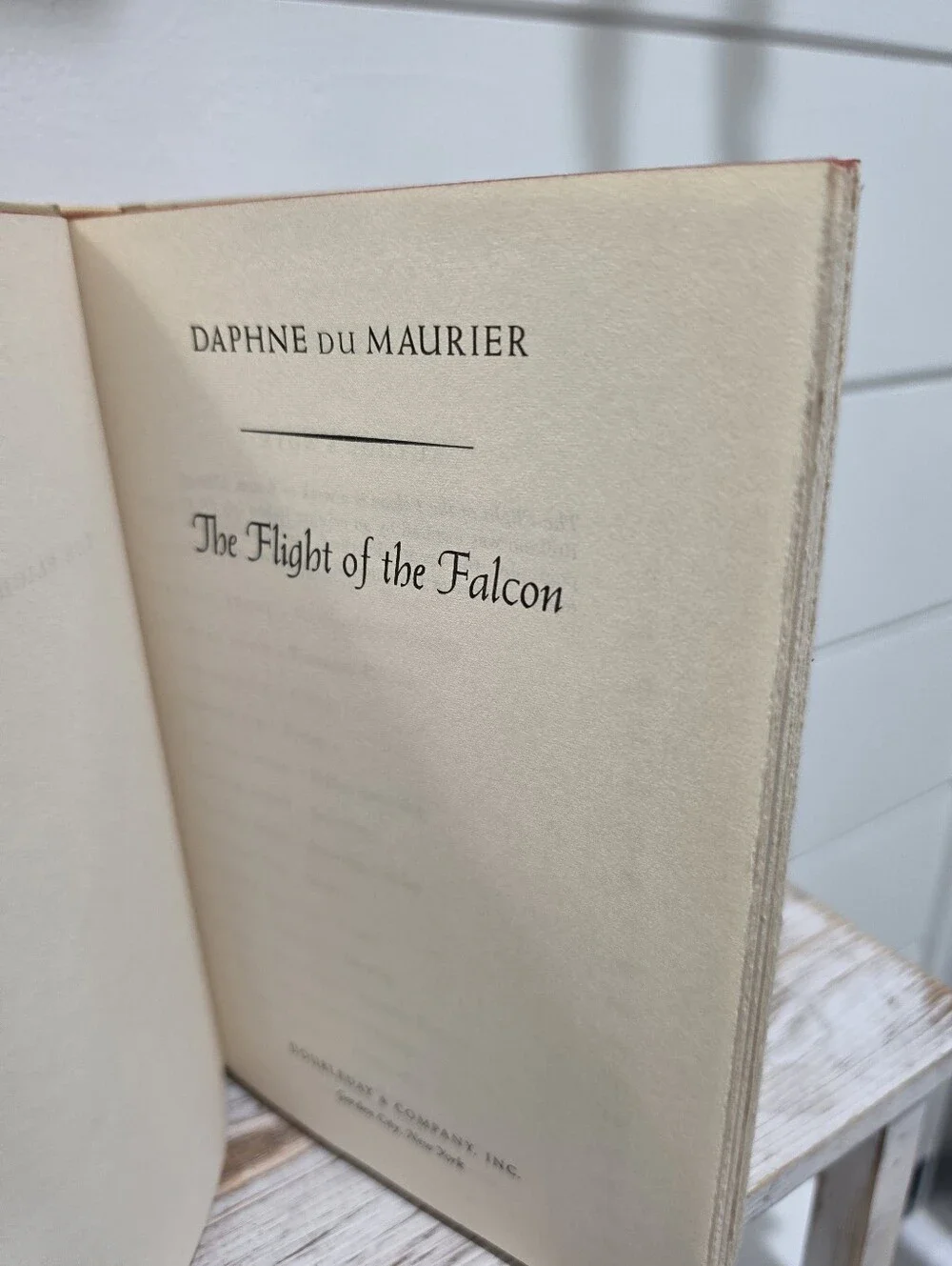 1965 Hardcover of The Flight of the Falcon By Daphne Du Maurier